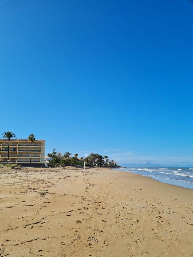 Appartement Sunny In With Outdoor Swimming Pool And Garage Parking Place Included, 300m From The Sandy